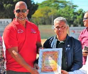 Director provincial de deportes MIDEREC agradece reconocimiento en XVIII torneo de softbol Liga de los Sapos