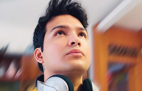 Cantante e influencer ecuatoriano Luis Lázaro Parra anuncia gira en el país
