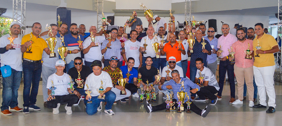 Santiago Country Club entrega más de cien premios a mejores jugadores y equipos torneos de softbol de Verano y Navideño