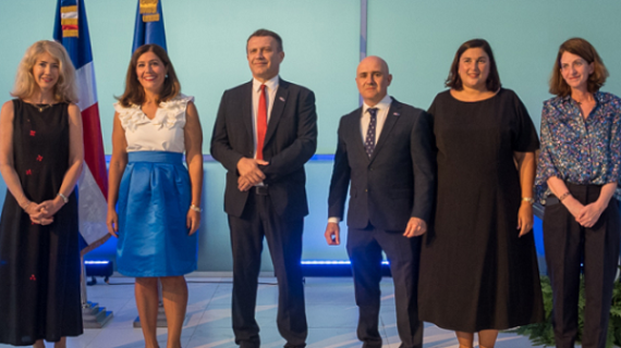 La Embajadora de la Unión Europea ofrece un coctel en conmemoración del Día de Europa