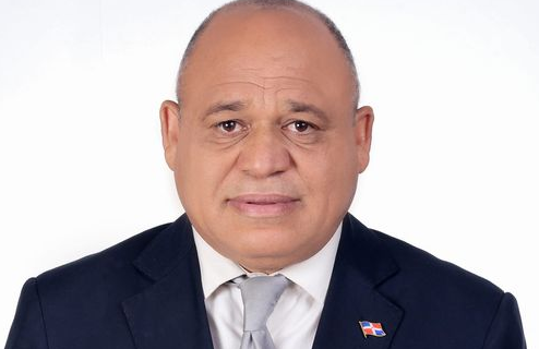 Escogen al periodista Nicolás Arroyo Ramos nuevo secretario general del CDP en Espaillat